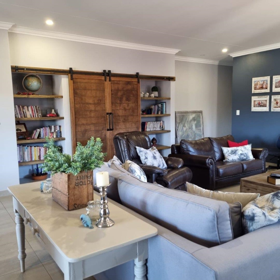 6 Bedroom Property for Sale in Kathu Northern Cape
